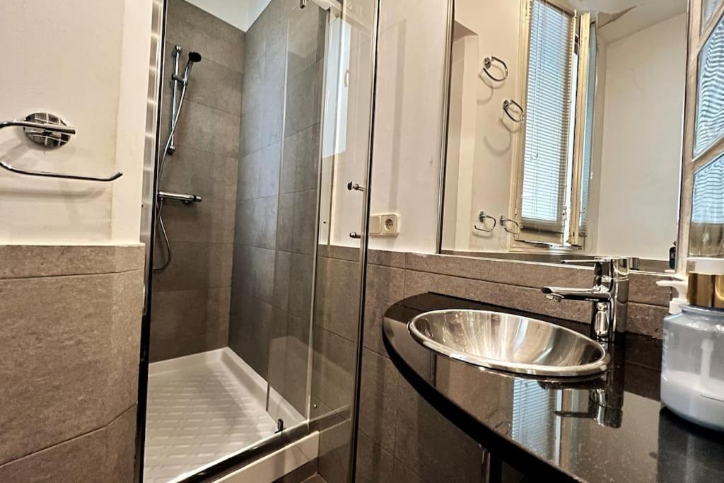 Alojamiento Entero Centro: Piso . Chueca Apartment มาดริด ภายนอก รูปภาพ